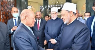 رئيس مجلس القيادة اليمنى يزور مشيخة الأزهر والعاصمة الإدارية الجديدة "صور"