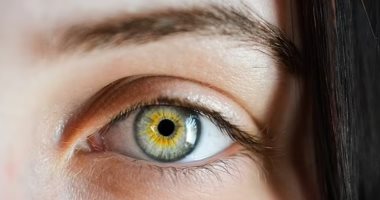 علامات الإصابة بالتهاب العين الفيروسى وطرق لمنع العدوى