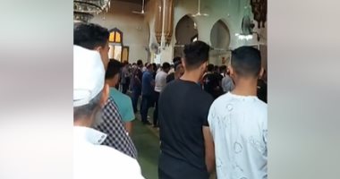 تشييع جنازة شاب قتله صديقه بسبب تليفون بالمحلة الكبرى.. فيديو