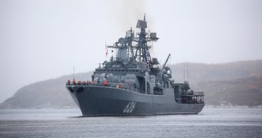 سفينة حربية روسية تخترق المياه الإقليمية للدنمارك شمالى بحر البلطيق