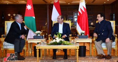 وزير خارجية البحرين: قمة شرم الشيخ الثلاثية نموذج فى العمل العربى المشترك