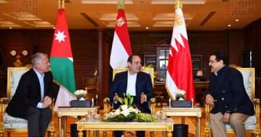 قمة ثلاثية بين مصر والبحرين والأردن والرئيس السيسي يؤكد تطلع مصر إلى تعزيز التعاون البناء 