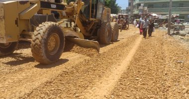 محافظ البحيرة: رصف شارع عزيز المصرى بشبراخيت بتكلفة مليون و600 ألف جنيه