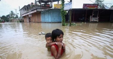 أمطار غزيرة وتهجير مواطنين.. الفيضان يفرض سيطرته على الهند وبنجلاديش