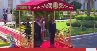 السعودية نيوز | 
                                            الرئيس السيسي يستقبل ولى العهد السعودى الأمير محمد بن سلمان بقصر الاتحادية
                                        