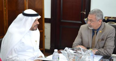 نائب رئيس جامعة الإسكندرية يستقبل الملحق الثقافى بسفارة دولة الكويت