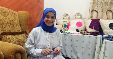 شاهد حكاية "حسناء" بعد رفضها الثانوية العامة والتحاقها بمدرسة فنية لاحتراف الهاند ميد