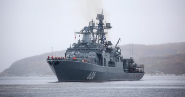 اليابان تدين "استعراض القوة" للسفن الحربية الروسية والصينية قرب حدودها