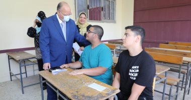 محافظ القاهرة يتفقد أعمال امتحانات الثانوية العامة بالبساتين