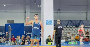 يوسف حميدة يخسر بدور الـ16 فى بطولة العالم للمصارعة 