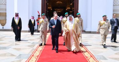 الرئيس السيسي يزور البحرين  ويشارك الملك فى افتتاح المطار الجديد 
