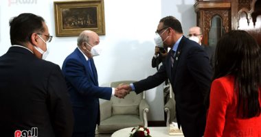 رئيس الوزراء يلتقى الرئيس الجزائرى عبد المجيد تبون