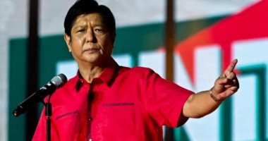 رئيس الفلبين يتفقد مناطق الانهيارات الأرضية الناجمة عن العاصفة "باينج"