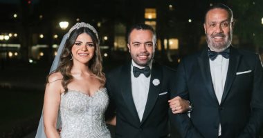فرح أحمد العدل.. رقص يسرا وشيماء سيف مع تامر حسنى وأغنية هدية من العريس لعروسته