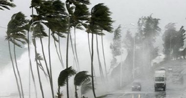 إعصار "نانمادول" القوى يصل اليابسة ويضرب محافظة "كاجوشيما" اليابانية