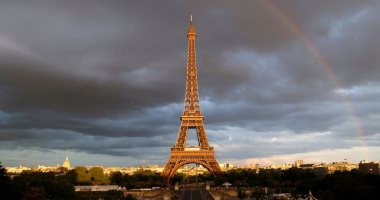 France.  Des touristes américains ont été retrouvés endormis dans la Tour Eiffel