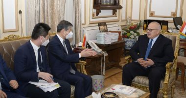 رئيس جامعة القاهرة يستقبل السفير الصينى لبحث تعزيز التعاون المشترك