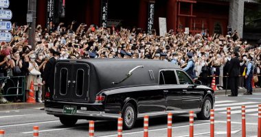 جنازة مهيبة لتوديع رئيس وزراء اليابان السابق شينزو آبى فى طوكيو.. صور