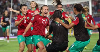 احتفالات جنونية من لاعبات منتخب المغرب بعد التأهل لكأس العالم "فيديو" 