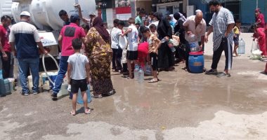 استمرار أعمال الإصلاح لكسر مفاجئ بخط مياه الشرب بمدينة المستقبل بالإسماعيلية