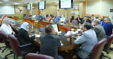 محافظ كفر الشيخ يبحث إعداد خطة لتنفيذ استراتيجية التغيرات المناخية 2050