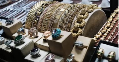 الكيف يذل.. ضبط المتهمين ببيع مجوهرات مسروقة لشراء مخدرات بالقاهرة