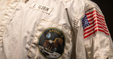 عرض سترة "باز ألدرين" بمهمة أبولو 11 للقمر فى مزاد.. وتوقع بيعها بـ2 مليون دولار