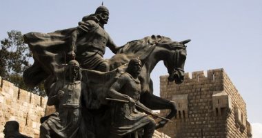 وفاة النحات السورى عبد الله السيد صاحب تمثال صلاح الدين بدمشق