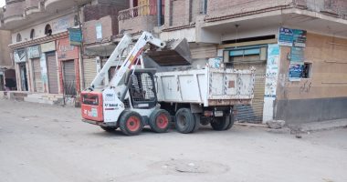 حملات نظافة وتجميل ورصف بالإنترلوك وإنشاءات جديدة بعدد من مدن كفر الشيخ