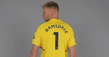 رامسديل يظهر بقميص جديد مع أرسنال في افتتاح الدوري الإنجليزي