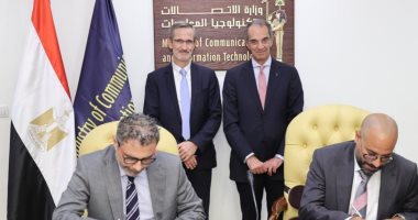 وزارة الاتصالات: اتفاقية مع نوكيا العالمية لإنتاج هواتفها فى مصر.. صور