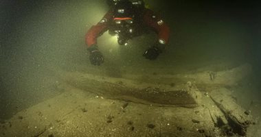 علماء الآثار البحرية يكتشفون حطام سفينة عمرها 400 عام في شمال ألمانيا