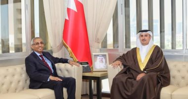 سفير مصر يلتقى وزير العدل والشئون الإسلامية والأوقاف بمملكة البحرين