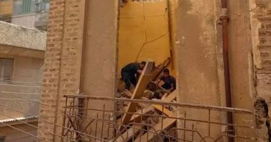 إصابة عمال بمجلس مدينة دمياط فى انهيار منزل أثناء تنفيذ قرار إزالته 