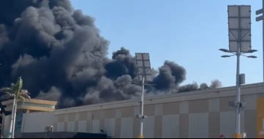 محافظ الإسكندرية: جارٍ حصر خسائر حريق كارفور وتحديد سبب اندلاع النيران