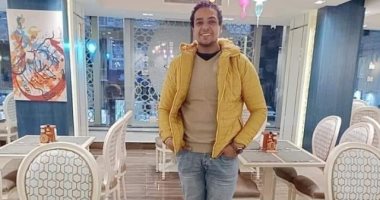 صديق الشاب المتوفى أثناء الصلاة بالإسكندرية: سقط ونطق الشهادة.. فيديو