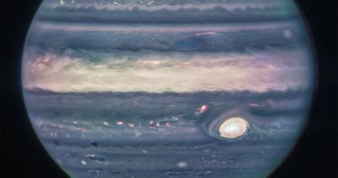 Observation des variations saisonnières sur Jupiter et Uranus : septième jour