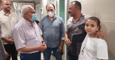 محافظ بورسعيد يتفقد مستشفى السلام في جولة مسائية