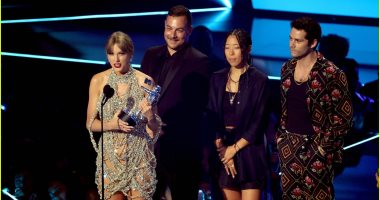 هاري ستايلز وتايلور سويفت وهارلو أبرز الفائزين بجائزة MTV Video Music Awards