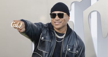 الرابر الأمريكي LL Cool J يصل حفل MTV Video Music Awards