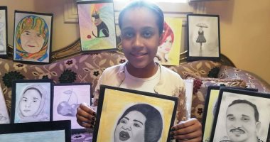 الطفلة المبدعة.. عمرها 12 عام وترسم بورتريهات ولوحات لكبار المشاهير.. صور 