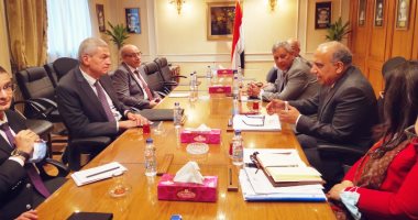 وزير قطاع الأعمال يلتقى رئيس الهيئة المصرية للشراء الموحد لتعزيز التعاون المشترك 