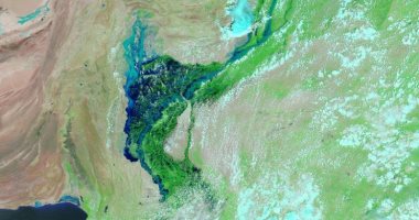 فيضانات باكستان تنشئ بحيرة على مساحة 100 كيلومتر فى إقليم السند