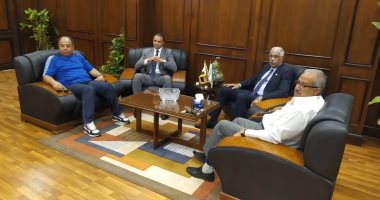 "تربية رياضية الإسكندرية" تستقبل رئيس اتحاد كرة القدم لبحث التعاون المشترك