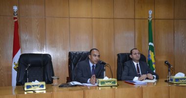 نائب محافظ المنيا يعقد اجتماعا لمتابعة أعمال لجان ضبط منظومة العمران