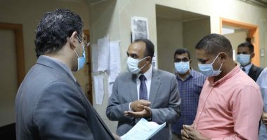 نائب محافظ المنيا يتفقد مستشفى مغاغة ويتابع مشروعات حياة كريمة 