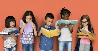 بالأرقام.. دراسة تحذر: طفل من بين 5 أطفال لا يملك كتابا فى منزله لهذه الأسباب