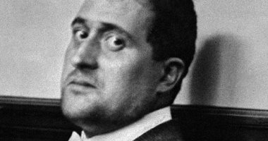 حكاية القبض على الشاعر جيوم أبولينير للاشتباه بسرقة لوحة الموناليزا عام1911