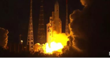 صاروخ آريان 5 يطلق أكبر قمر صناعى على الإطلاق من ميناء الفضاء الأوروبى