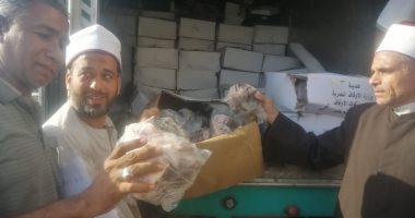 الأوقاف: توزيع 821 طنا من لحوم صكوك الأضاحى والإطعام بالمحافظات حتى الآن